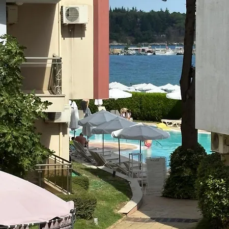 Apartament White Sands Beachfront Getaway In Aurelia - Sea View & Direct Access *