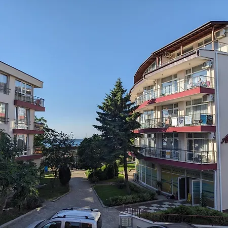 Apartament White Sands Beachfront Getaway In Aurelia - Sea View & Direct Access Burgas City