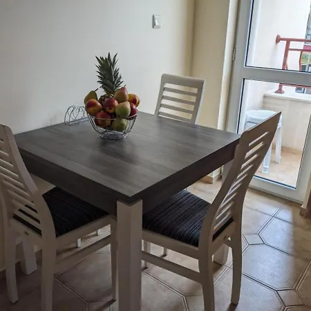 White Sands Beachfront Getaway In Aurelia - Sea View & Direct Access Burgas City