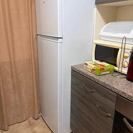 White Sands Beachfront Getaway In Aurelia - Sea View & Direct Access Burgas City