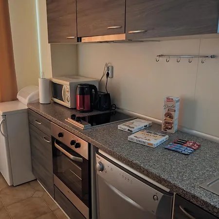 White Sands Beachfront Getaway In Aurelia - Sea View & Direct Access Burgas City