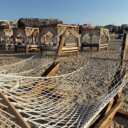 White Sands Beachfront Getaway In Aurelia - Sea View & Direct Access Burgas City